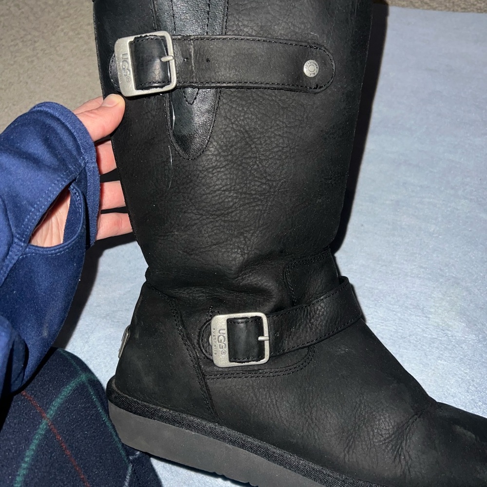 UGG Black Moto Buckles Shearling Leather Boots Silver Hardware size 8